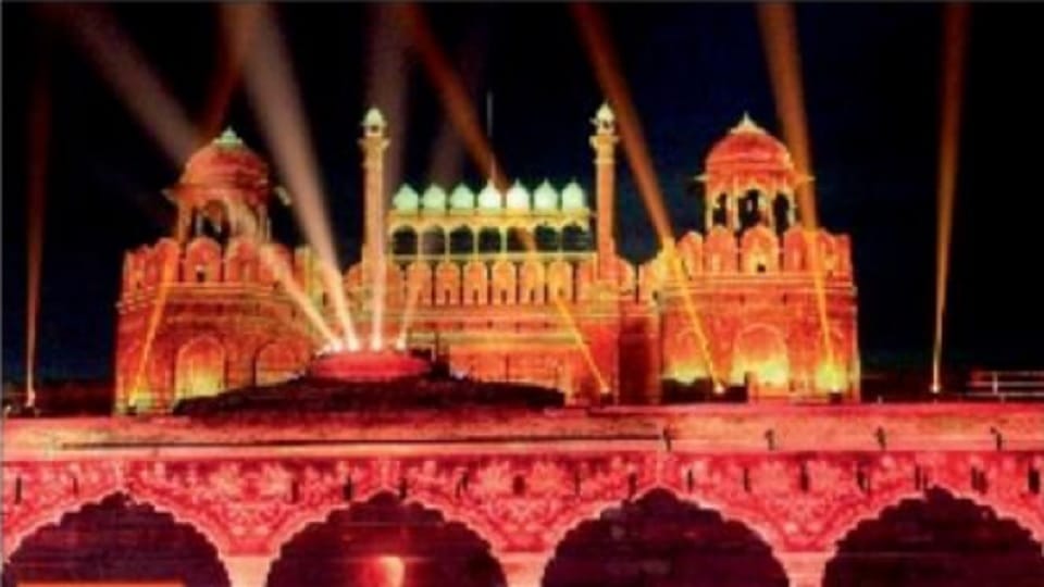 Story of Martyrdom: Devotees moved by light and sound show at Red Fort