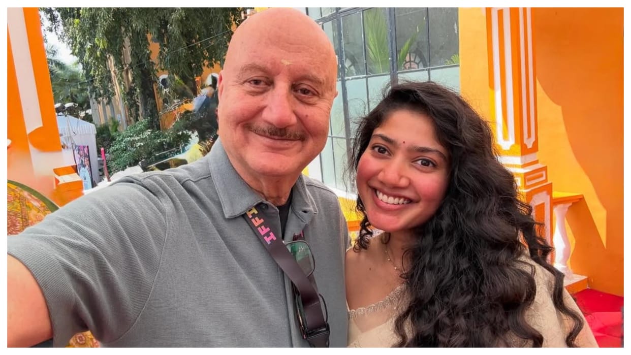 anupam kher share photo with ramayan beautiful actress sai pallavi she is extremely talented