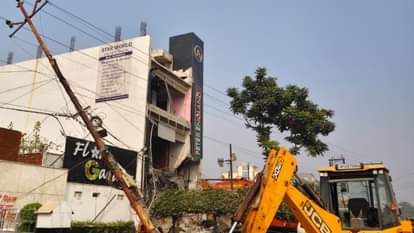 demolition drive disrupted electricity supply to many consumers including the passport office in Bareilly