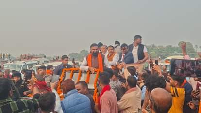 Bihar: Deputy Chief Minister Samrat Chaudhary reached Tarapur, helicopter landed in Navgai