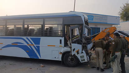 Etawah Accident: Bus heading to Mainpuri collides with Mother Dairy plant wall, injuring 15