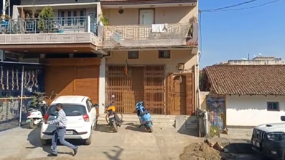 कोंडागांव में एसीबी की छापेमारी