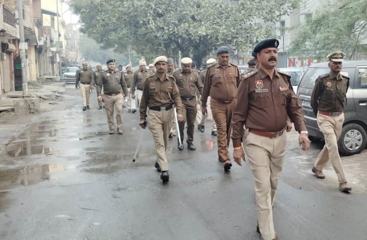 5 kg of suspicious white powder recovered from a mosque during police checking in Faridabad