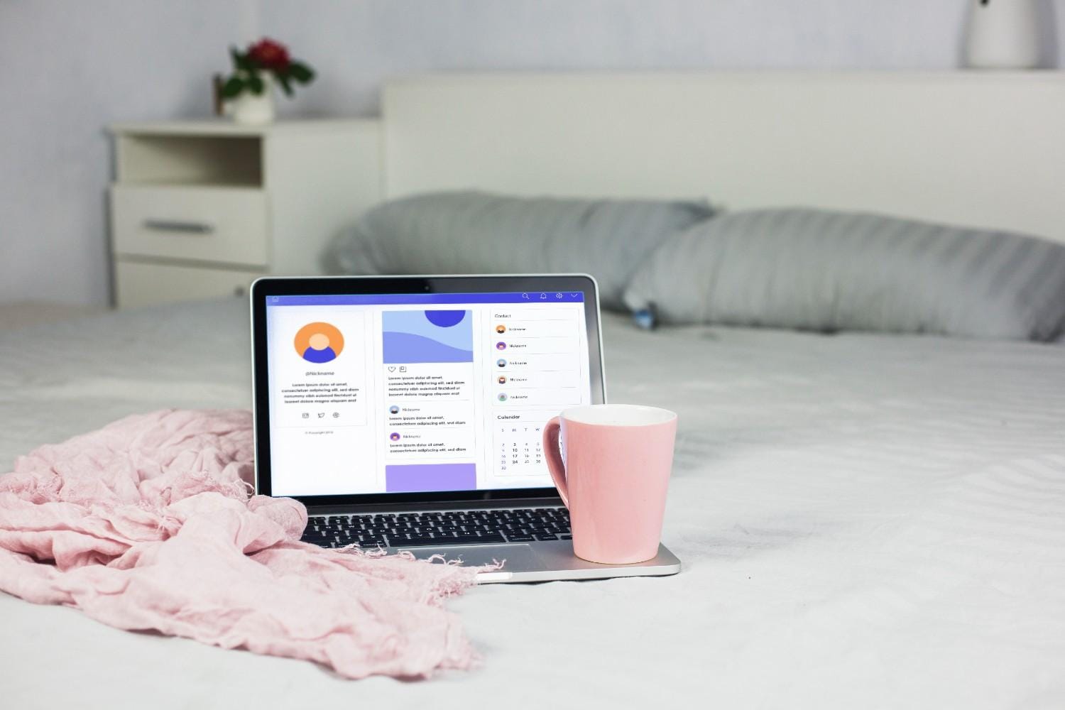 Using  laptop   bed can be costly  Learn about 5 dangerous mistakes  can lead  huge expenses