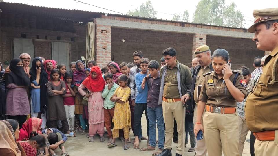 Rampur Crime Husband Shoots Wife After Argument Climbs Roof for Seven Hours