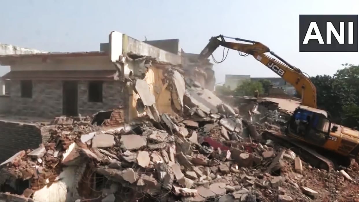 Drive begins to clear encroachments on govt land around Ahmedabad's Isanpur lake