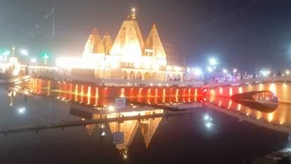 Defense Minister Rajnath Singh in Kurukshetra today inaugurate International Gita Conference