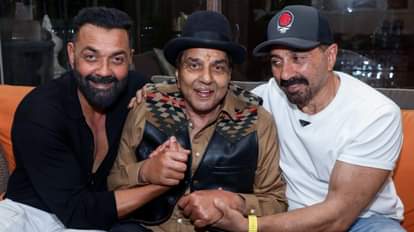 Dharmendra in Memories When Bollywood He-man called himself newcomer he taught youth ocean of fame no shores