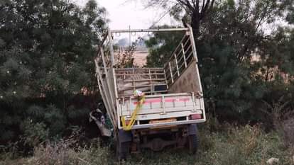 Horrific road accident in Bemetara Truck collides with pickup three people killed in the accident two in criti