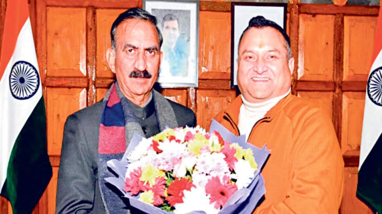 नवनियुक्त प्रदेशाध्यक्ष विनय कुमार मुख्यमंत्री सुखविंद्र सुक्खू से मिले।