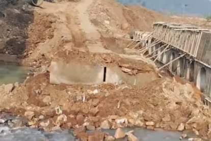 Jharkhand News  Khunti Simdeg  Birsa Munda's Village Development Work Speed Slow