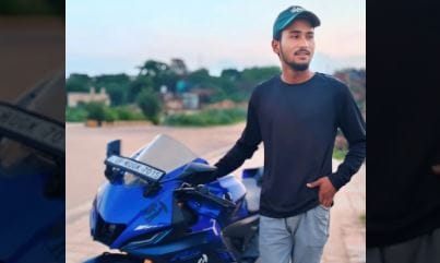 Hit-and-Run Horror in Agra: Car Drags Biker for 200 Meters Youth Dies on the Spot