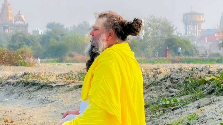 Premanand Maharaj: प्रेमानंद महाराज ने बताया नारायण भगवान और लक्ष्मी जी की कहानी के जरिए माया का प्रभाव Premananda Maharaj narrated the story of Lord Narayana and Goddess Lakshmi Interesting Story