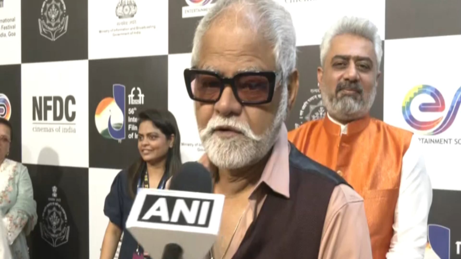 I still learn so much from Neena Gupta says Sanjay Mishra at Vadh 2 screening at IFFI