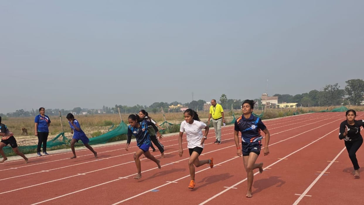 Bihar: Daughters of Saran showed their strength in Asmita District Athletics news in hindi
