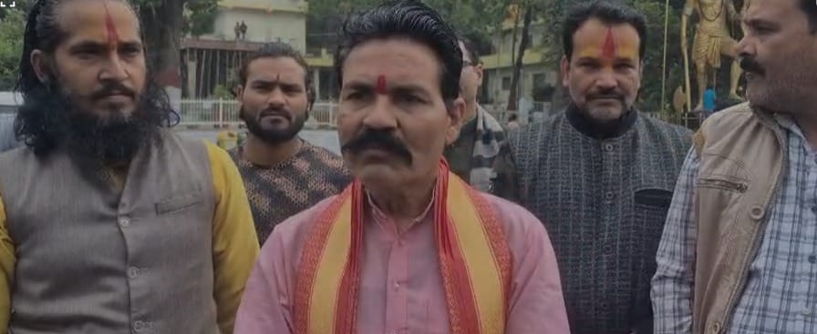 MP News: New storm in IAS controversy, Hindu Utsav Samiti president said- Verma should send his wife to Brahmi