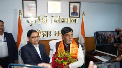 Bihar News: Ramkripal Yadav took charge of the Agriculture Department, increasing the income of farmers