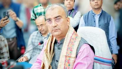 Minister Mangal Pandey takes charge of Health Department: Vacancy, Hospital, CHO, Health Worker Recruitment