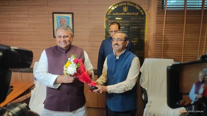 Bihar News: Minister Vijay Chaudhary took charge of the Information and Public Relations Department