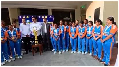 Karnataka BJP B.Y. Vijayendra today congratulated and felicitated Team India, which won T20 Blind world cup