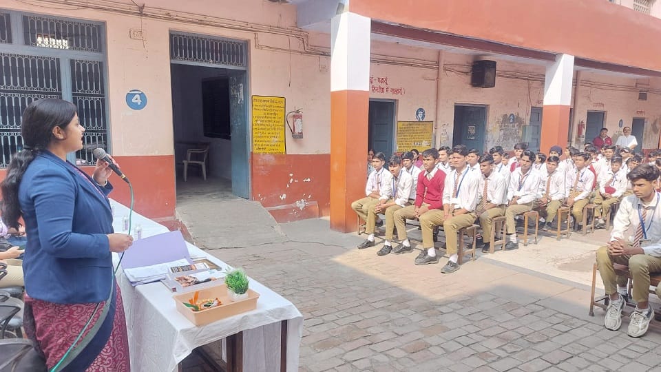 ACP Educates Students on Cyber Safety Laws and Emergency Helplines