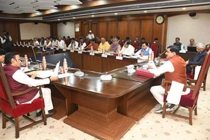 MP News: The post of president of Nagar Palika and Nagar Parishad will also be elected directly by voters, a b