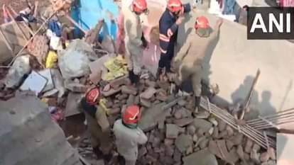 house collapsed in Jwala Nagar Vivek Vihar in Shahdara district.