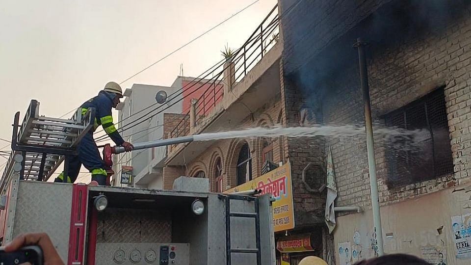 A massive fire broke out in a carpet factory in Panipat