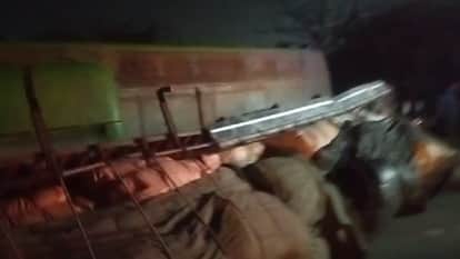 Accident on Yamuna Expressway: Bus overturned late night, several passengers injured