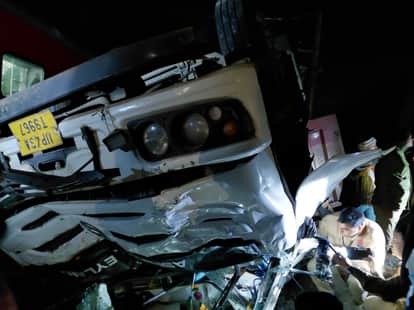 Barabanki: Uncontrolled dumper falls from bridge onto railway line, Garib Rath train narrowly escapes; panic i