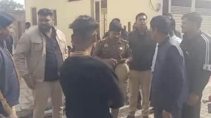 Jhansi: Jewellery and cash worth lakhs stolen from the house of a Panchayat employee