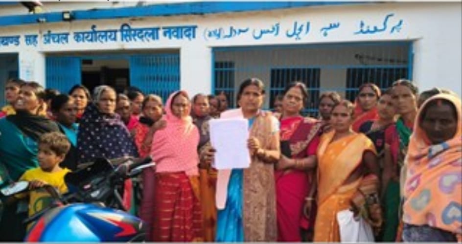 Why did the Jeevika sisters create a ruckus in Nawada and gave a warning?