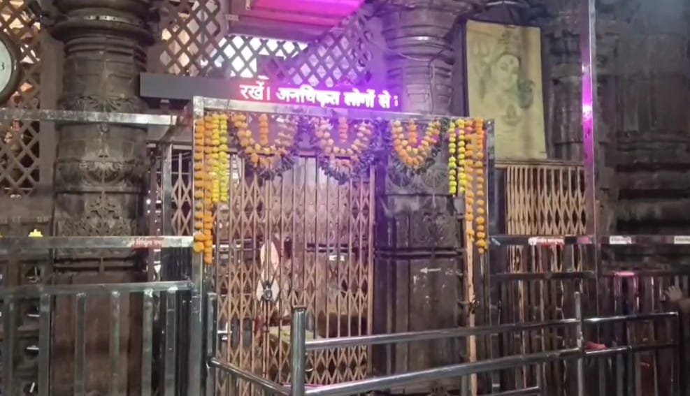 Indore news New blood donation drive offers VIP protocol and free darshan for devotees at Omkareshwar Jyotirli
