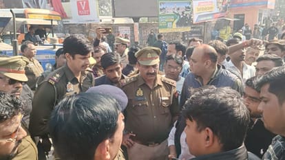 ABVP workers blocked the road and created ruckus after being accused of slapping the CO in Pilibhit
