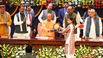 सीएम योगी आदित्यनाथ