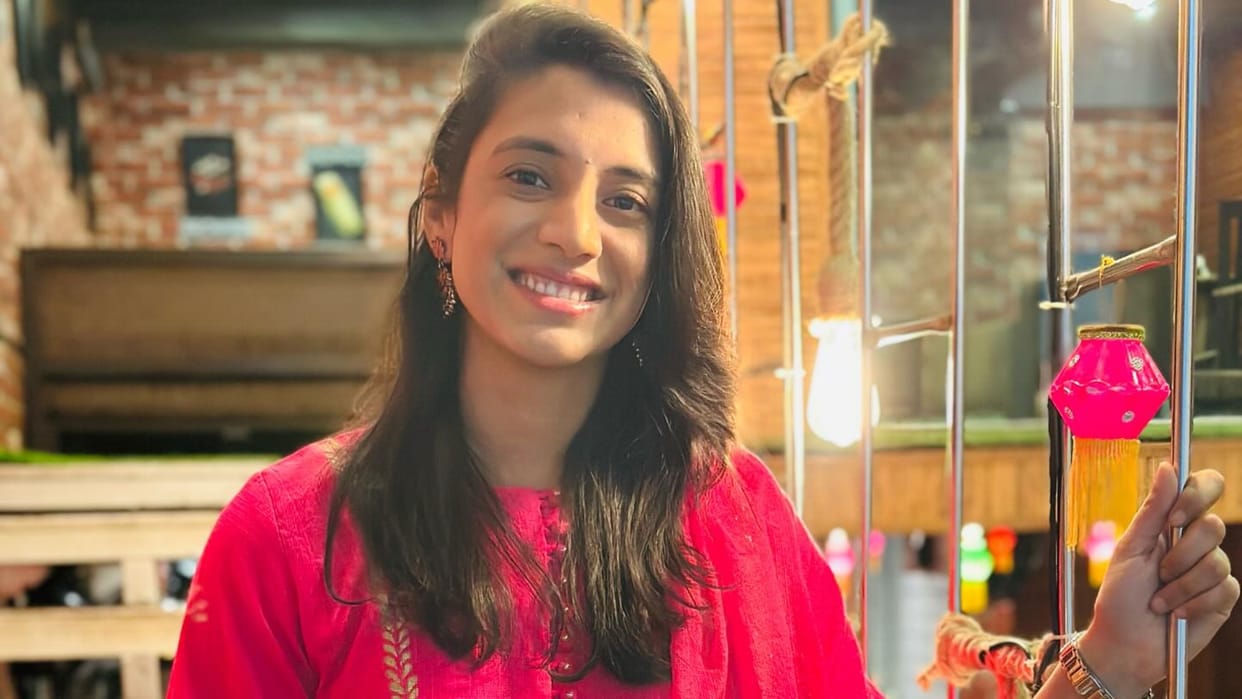 Smriti Mandhana made her first public appearance after calling off her wedding with Palash Muchhal