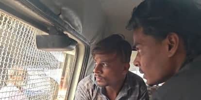 Bhopal Crime: Open sword fighting in Kohefija area, four fingers of a youth chopped off