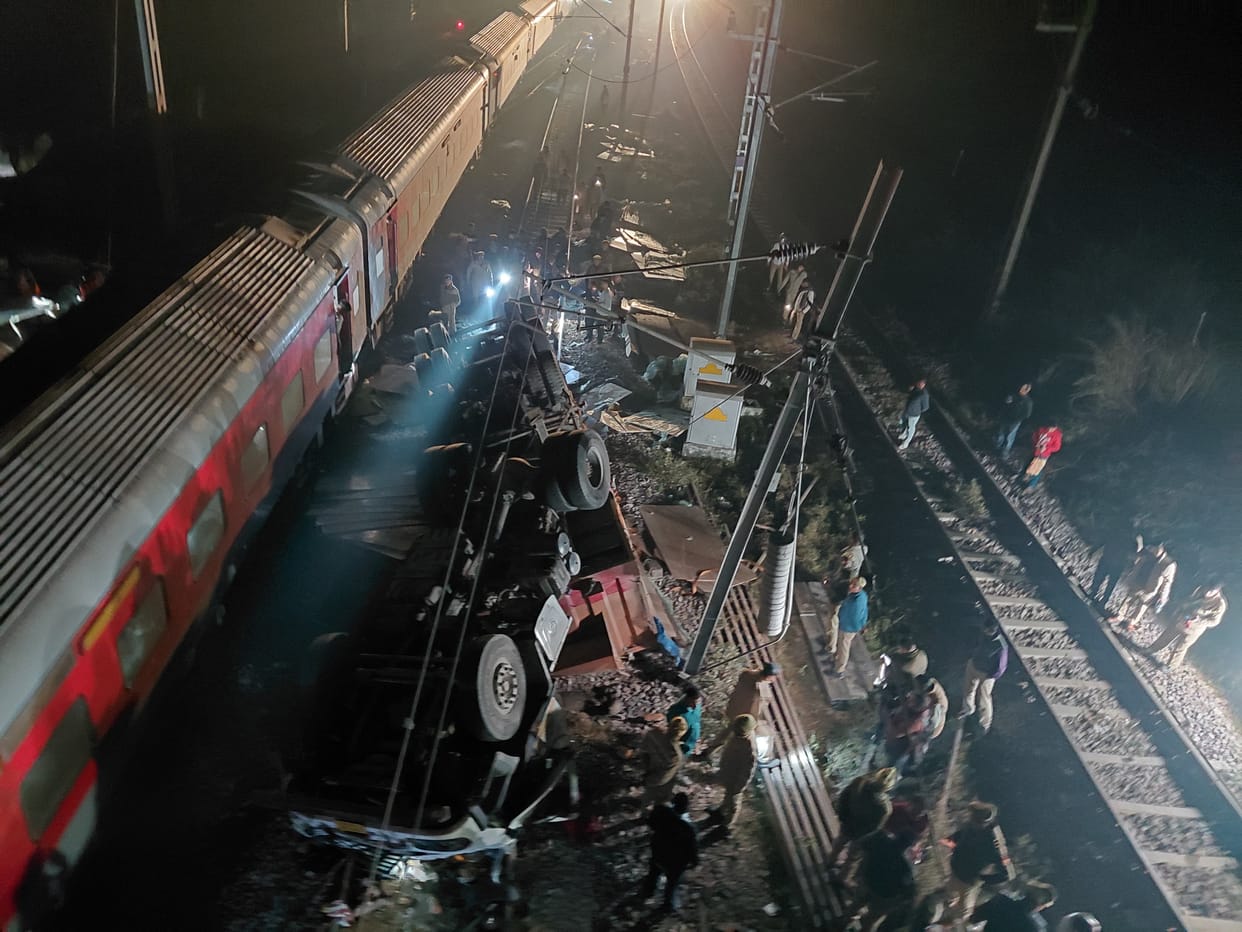 A dumper loaded with gravel broke the railing of a bridge and fell on the railway track in Barabanki.