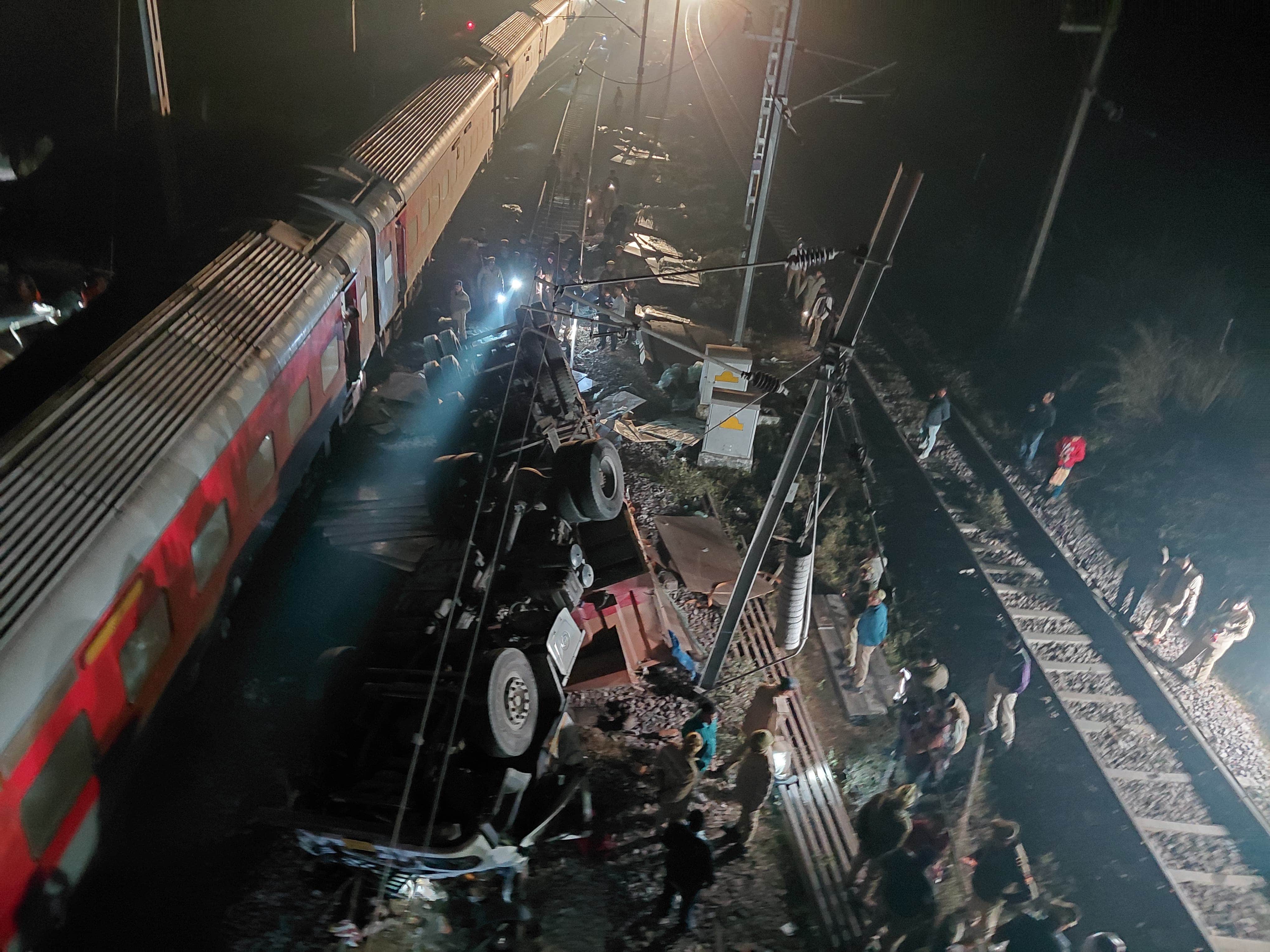 A dumper loaded with gravel broke the railing of a bridge and fell on the railway track in Barabanki.