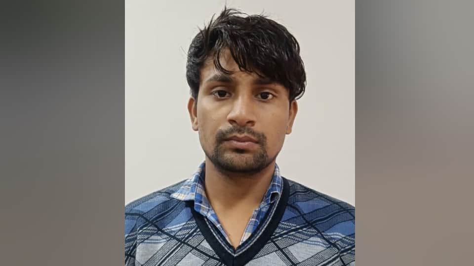 Delhi Blast case big reveal Adil was pleading for money Investigating officers found Adil Rather WhatsApp chat