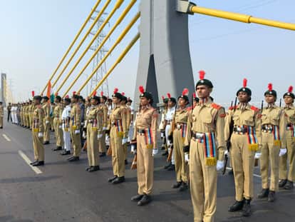 Republic Day Parade-2026 NCC cadets paraded on the six lane cable bridge Simaria in Begusarai