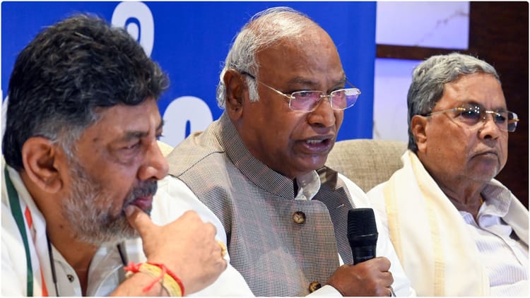 Karnataka: खरगे ने नेतृत्व परिवर्तन की संभावनाओं को किया खारिज; क्या खुद को प्रोजेक्ट कर रहे कांग्रेस अध्यक्ष?