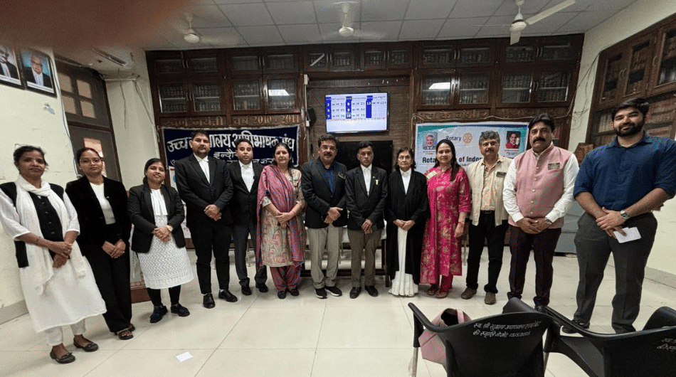 indore news high court lawyers pledge eye donation in awareness session
