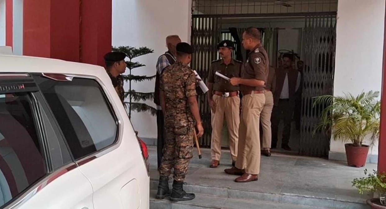 muzaffarpur motipur fire incident seven dead two children forensic investigation ongoing