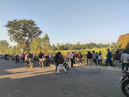 Haridwar Accident News Two brothers die after being hit by a truck in a head-on collision between two bikes