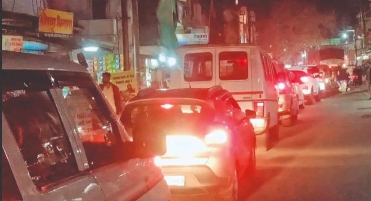 muzaffarpur massive traffic jam on nh57 and nh27 vehicles stuck for hours