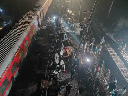 Barabanki: Uncontrolled dumper falls from bridge onto railway line, Garib Rath train narrowly escapes; panic i