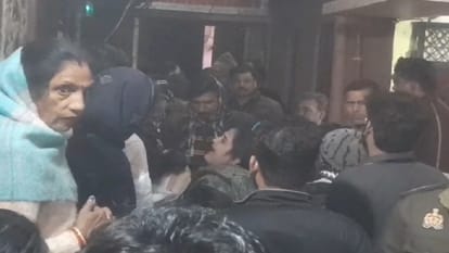 UP: In Meerut, elder brother was stabbed to death over division of house