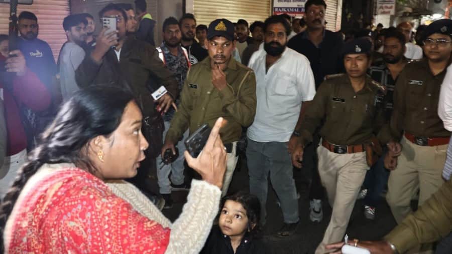 Indore News Only 69 Shops Allowed in Sarafa Night Market with Ban on Chinese Food