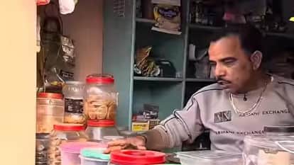 Meerut: Case registered against Shadab Jakati who said 'How much is a 10 rupee biscuit?', said obscene things